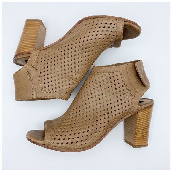 Steven by Steve Madden Tan Brown Perforated Open Toe Sandal Booties Sz 38/8 - Picture 5 of 14